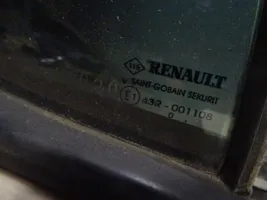 Renault Clio III Fenêtre latérale avant / vitre triangulaire 