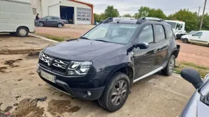 Dacia Duster Pompa spryskiwacza szyby przedniej / czołowej 