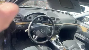 Mercedes-Benz E AMG W211 Étrier de frein arrière 0024202783