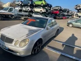 Mercedes-Benz E AMG W211 Rankenėlių komplektas lubų 21181001518J12