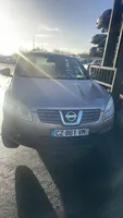 Nissan Qashqai Etuiskunvaimennin kierrejousella E4302JD04A