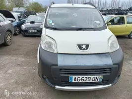 Peugeot Bipper Fusée d'essieu de moyeu de la roue avant 