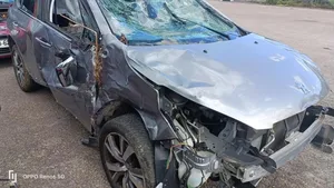 Peugeot 2008 I Skrzynka bezpieczników / Komplet 1611785780