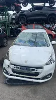 Peugeot 208 Éclairage de plaque d'immatriculation 