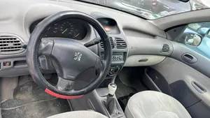 Peugeot 206 Lämpöpuhaltimen moottorin vastus 6450NX