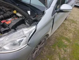 Peugeot 208 Tuulilasi tuulilasinpesimen pumppu 643475