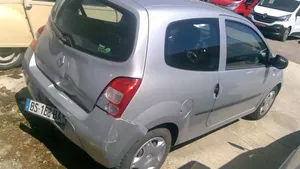 Renault Twingo II Fuso a snodo con mozzo ruota anteriore 8200663590