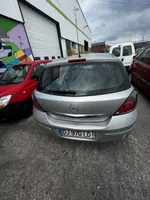 Opel Astra G Rivestimento paraspruzzi passaruota anteriore 13125603