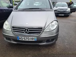 Mercedes-Benz A W169 Takaistuimen turvavyön solki 1698603169