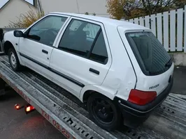 Peugeot 106 Klamra tylnego pasa bezpieczeństwa 