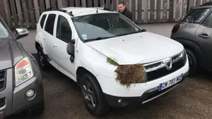 Dacia Duster Variklio dugno apsauga 758901227R