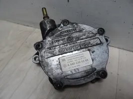 Mercedes-Benz A W169 Alipainepumppu 6402300265