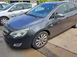 Opel Astra J Autres pièces intérieures 13312788