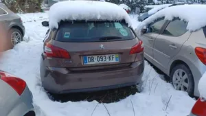 Peugeot 308 Muut pakosarjan osat 9803421880