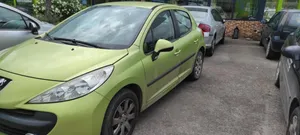 Peugeot 207 Scatola del filtro dell’aria 9685044680