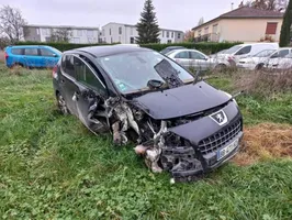 Peugeot 3008 I Keskikonsolin vetolaatikon/hyllyn alusta 9682812477