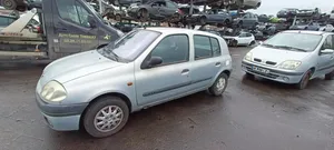 Renault Clio III Gumowa uszczelka drzwi tylnych / na karoserii 7700843121
