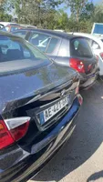 BMW 3 E90 E91 Silniczek wycieraczek szyby przedniej / czołowej 61617161711