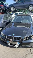 BMW 3 E90 E91 Aizmugurējais pārsegs (bagāžnieks) 41627151491