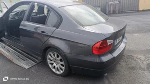 BMW 3 E90 E91 Tylna klapa bagażnika 41627151491