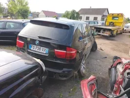 BMW X5 E70 Gumowa uszczelka drzwi przednich 51767220381