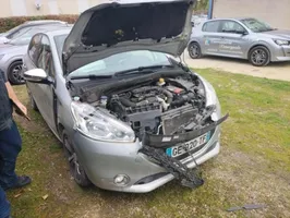 Peugeot 208 Abschlepphaken Abschleppöse 674416