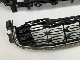 Citroen C4 II Maskownica / Grill / Atrapa górna chłodnicy 