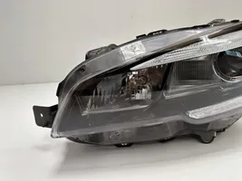 Subaru WRX STI Lampa przednia 84002-VA030