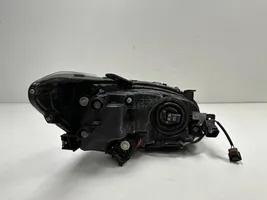 Subaru WRX STI Lampa przednia 84002-VA030