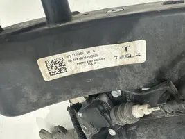 Tesla Model 3 Pannello di supporto del radiatore 