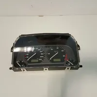 Volkswagen Golf III Geschwindigkeitsmesser Cockpit 