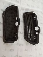 Volkswagen Golf III Grille de calandre avant 