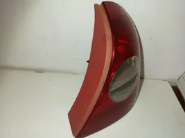 Renault Clio II Lampy tylnej klapy bagażnika 