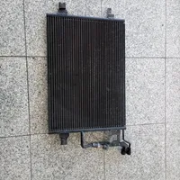 Volkswagen PASSAT B5.5 Radiatore di raffreddamento A/C (condensatore) 