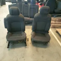 Chevrolet Orlando Set di rivestimento sedili e portiere 