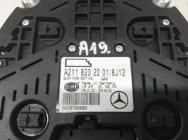 Mercedes-Benz E W211 Papildu bremžu signāla lukturis 