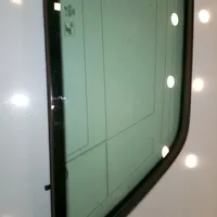 Audi A4 S4 B7 8E 8H aizmugurējo durvju stikls 