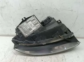 Audi A4 S4 B6 8E 8H Lampa przednia 