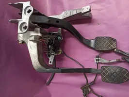 Volkswagen PASSAT B5.5 Pedal assembly 