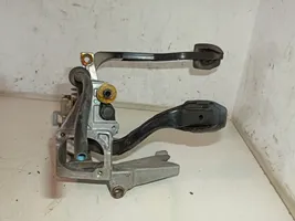 Volkswagen PASSAT B5.5 Pedal assembly 