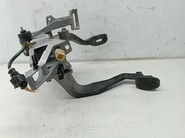 Volkswagen PASSAT B5.5 Pedal assembly 