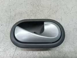 Renault Clio III Front door card panel trim 