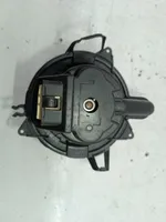 Renault Clio IV Heater fan/blower 