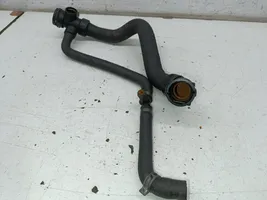 Volkswagen PASSAT B5.5 Coolant pipe/hose 