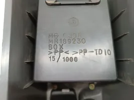 Mitsubishi Colt Commutateur / bouton de changement de vitesse 