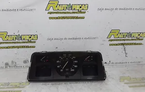 Opel Corsa A Compteur de vitesse tableau de bord 