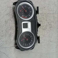 Renault Clio III Compteur de vitesse tableau de bord 