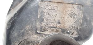 Audi A8 S8 D2 4D Tuyau de remplissage de réservoir de carburant 4D0201301