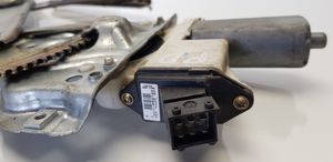 Toyota Corolla E120 E130 Alzacristalli della portiera anteriore con motorino 0130822032