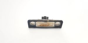 Ford Galaxy Lampa oświetlenia tylnej tablicy rejestracyjnej 7M5943021A